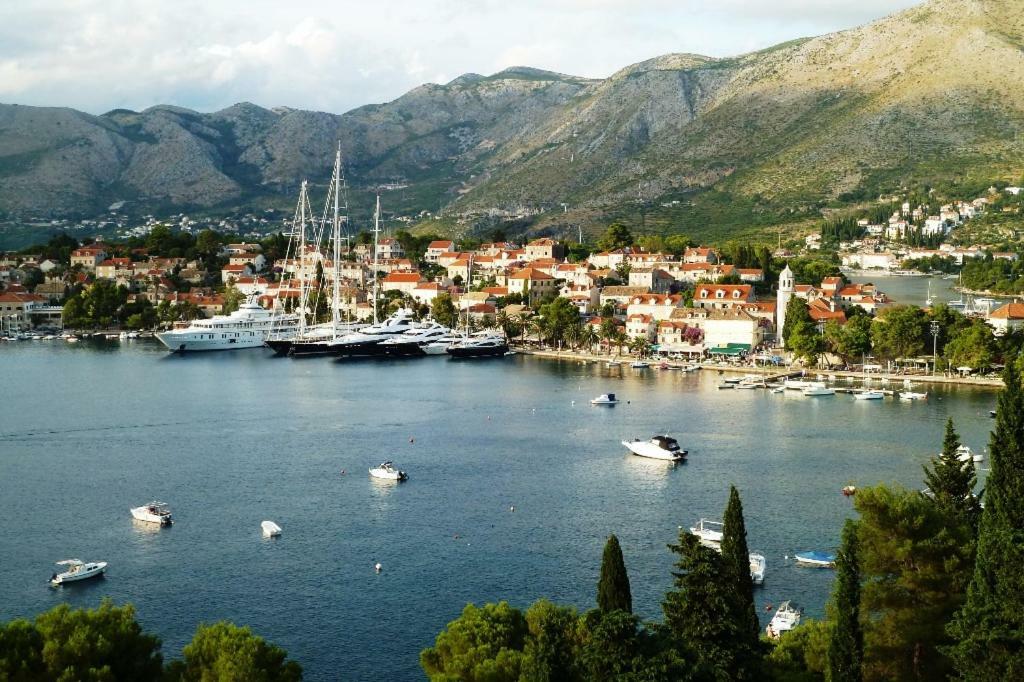 Nice Apartment & Room In Cavtat Eksteriør bilde