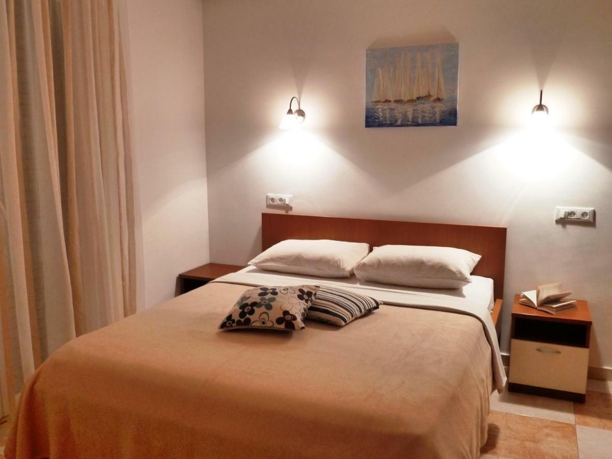 Nice Apartment & Room In Cavtat Eksteriør bilde