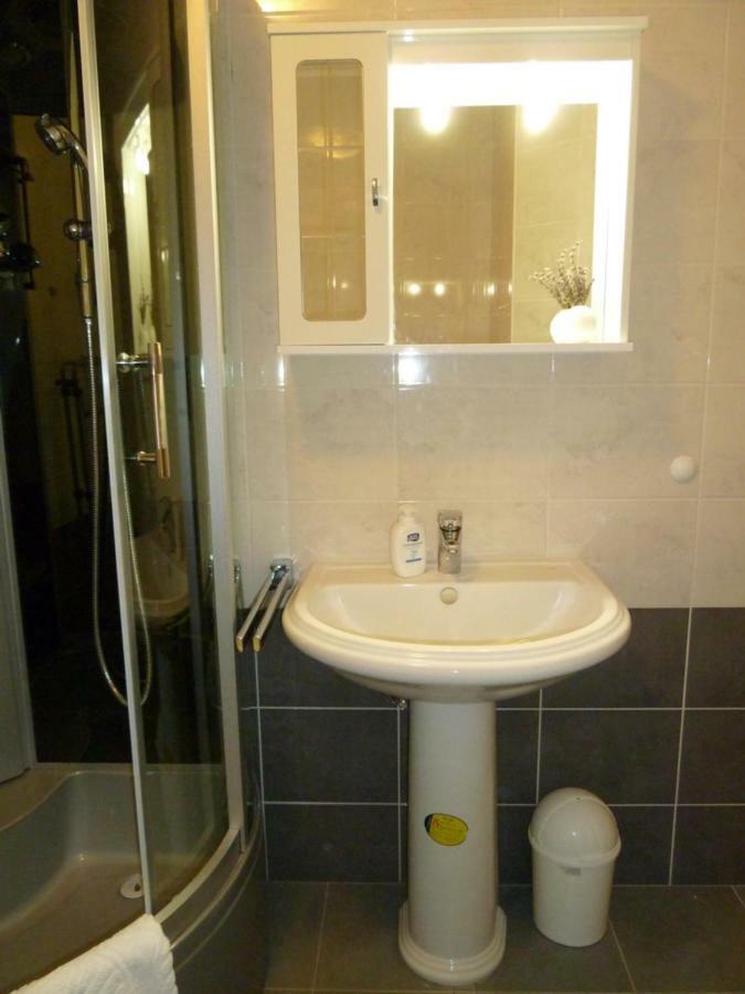 Nice Apartment & Room In Cavtat Eksteriør bilde