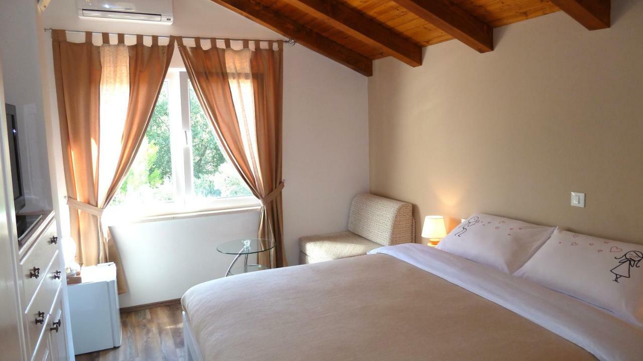 Nice Apartment & Room In Cavtat Eksteriør bilde
